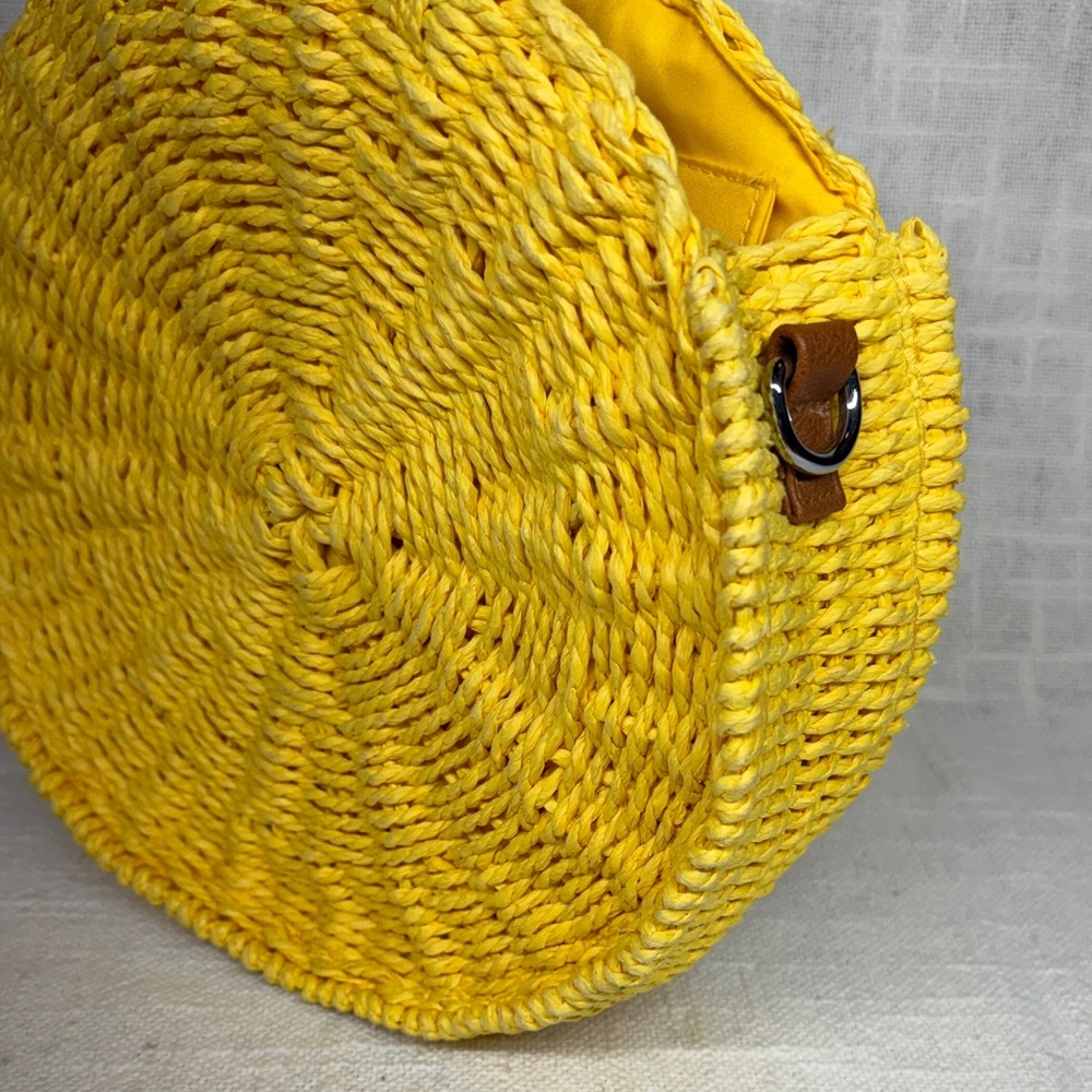 MMS Round Yellow straw Raffia Woven Handbag with zip closure and Top Handle - Picture 4 of 12